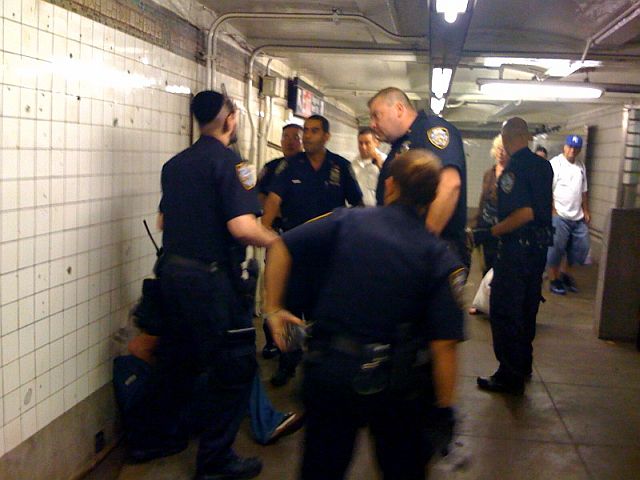 NYC's first Hasidic cop beats woman and calls her anti-semite 3 6a00d83451b71f69e2011570a1a839970c 800wi