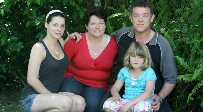 New Zealand unfair Immigration: South African familly facing deportation pleads to stay 1 722411