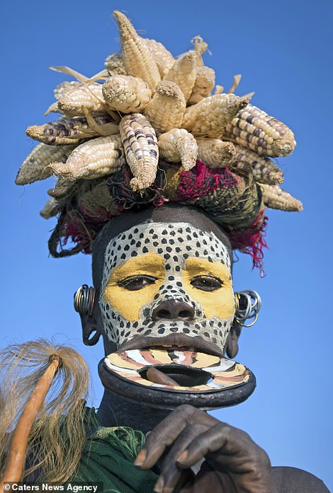 WAKANDA IS REAL: Rare Isolated tribe in Ethiopia caught on Camera 3 8399522 6581431 image a 50 1547208043630