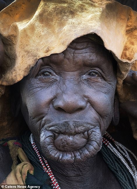 WAKANDA IS REAL: Rare Isolated tribe in Ethiopia caught on Camera 11 8399644 6581431 An Omi woman who has had a lip piercing but without a plate in p a 103 1547212033089