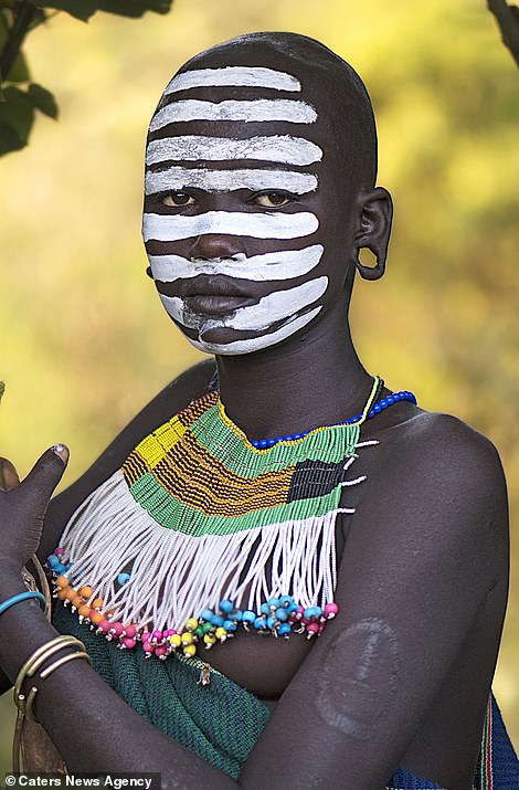 WAKANDA IS REAL: Rare Isolated tribe in Ethiopia caught on Camera 10 8399646 6581431 Archaeological evidence shows that lip piercing was invented ind a 102 1547212033085