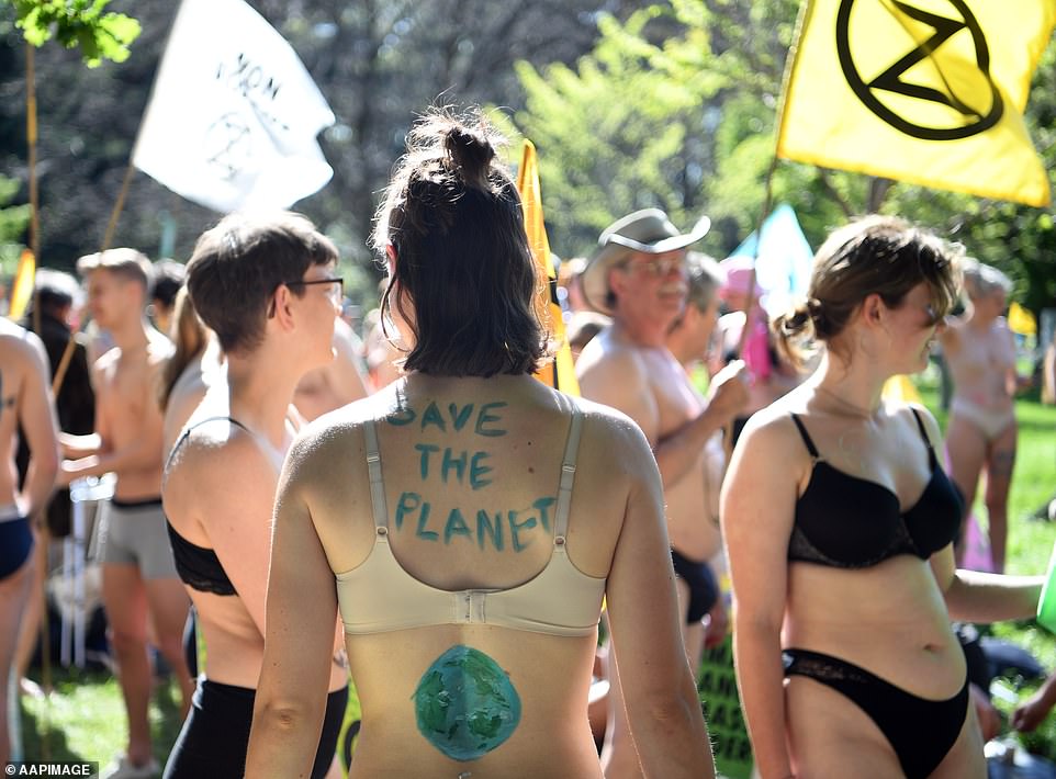 Armies of Babylon take it to the streets in Australia, yelling about Climate Change 2 19613408 7564955 image a 18 1570845864438