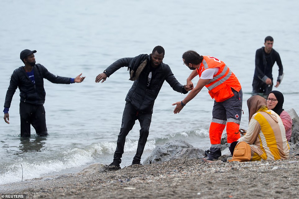 Spain Deploys Army to AID TENS OF THOUSANDS of Moroccans and Africans to Invade their Country 2 43133639 9591093 Spanish Prime Minister Pedro Sanchez said he would visit Ceuta a a 467 1621343366129