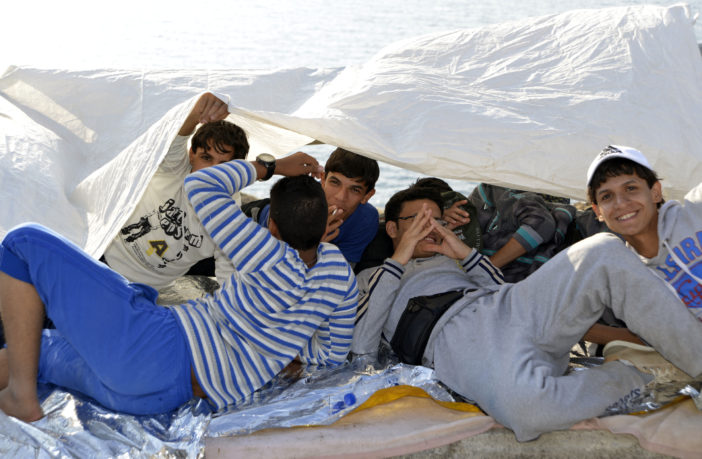 Dutch action group arrives in Greece to pick up refugees and bring them to the Netherlands 1 Dutch invasion thanks to ngo