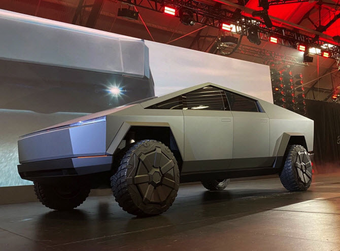 Tesla Releases Ugliest Car the World has Ever seen Cybertruck but Liberals say "WOW ITS SO AWESOME" 2 tesla cybertruck2