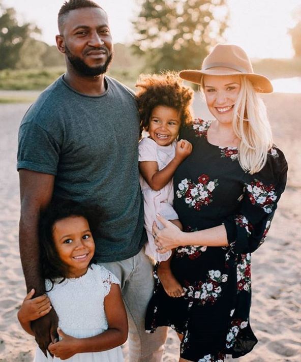 Europe to get massively Blacked, MILLIONS of Male Migrants to Arrive in Europe all at Once 83 white mother with child 2