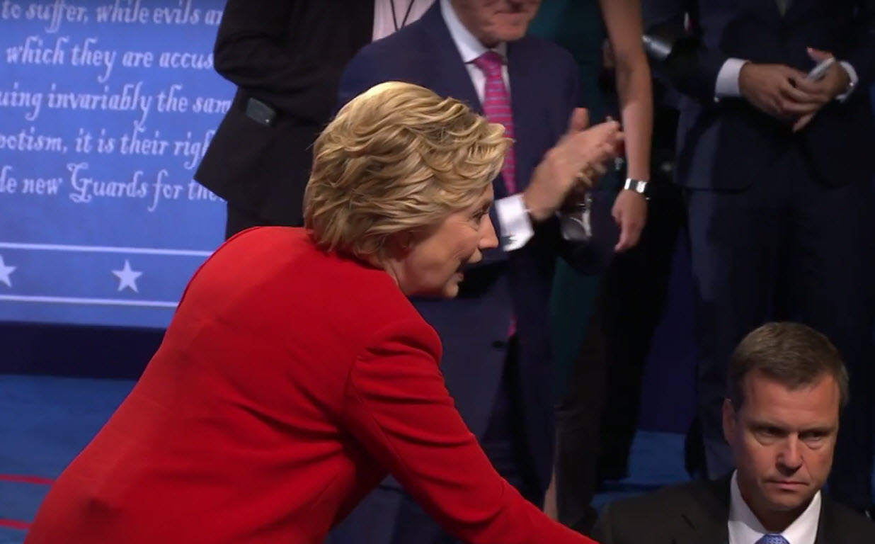 Cheating Hillary Wore Cheap eBay Spy Earpiece During Debate 6 Hillary Inductive Earpiece HD Photo