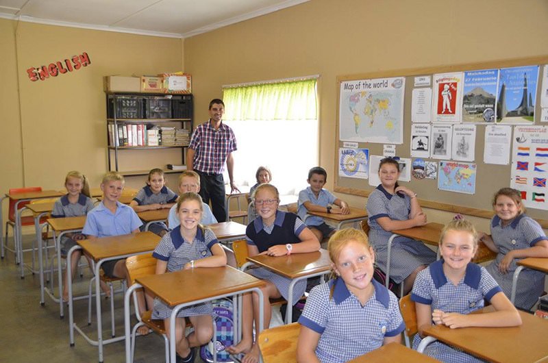 South Africa: Orania Schools Bursting at the Seams 8 FWb8iMC