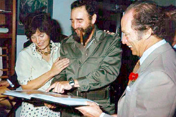 Nothing is Debunked! Author Reveals Fidel Castro IS in fact Justin Trudeau's Father 3 KcTiKCf
