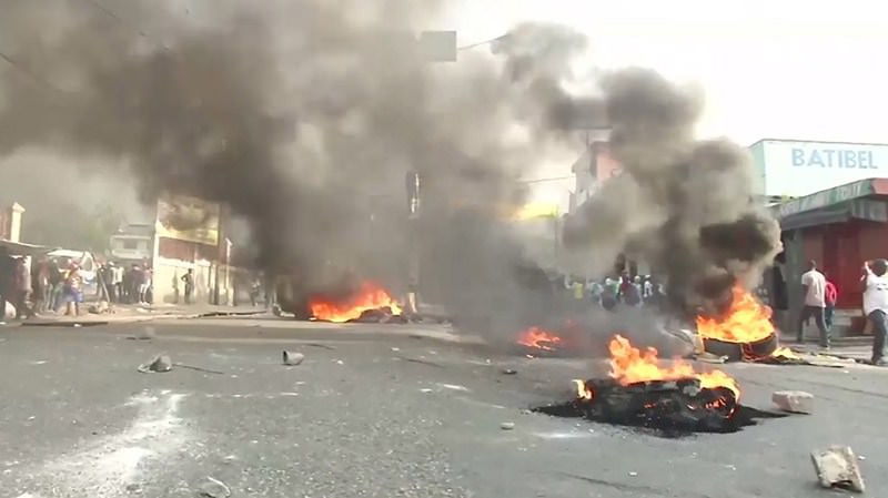 Haiti “World’s Oldest Independent Black Republic” Collapses into Chaos Once Again 4 TNBzbnP