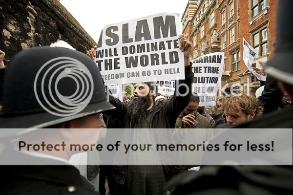 Home Secretary urges Muslims to respect British values 1 i Islamic Dutch lawmaker Geert W 1