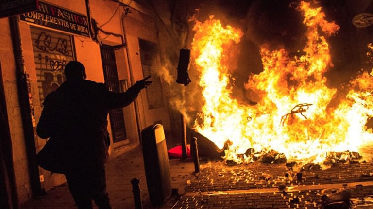Spain: Madrid Suburb “Left in Ruins” after African Invaders Attack 2 eXBQU6v
