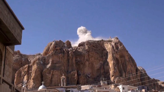 Syrian Army battles jihadists in ancient Christian village 3 maaa 3