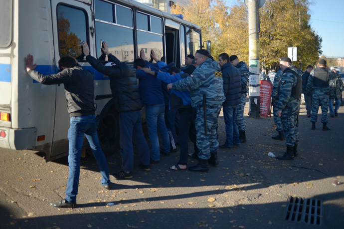 1200 migrants detained, warehouse raid following violent Moscow riot 4 1rian 02300806.hr.en