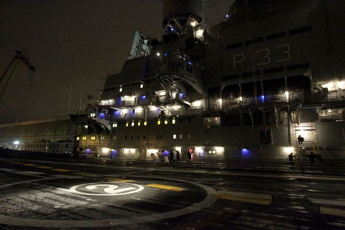 Russia hands over modernized aircraft carrier to New Delhi 3 41
