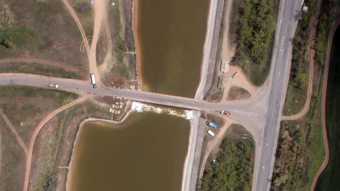 Ukraine builds dam on river to stop it from reaching Crimea 3 33