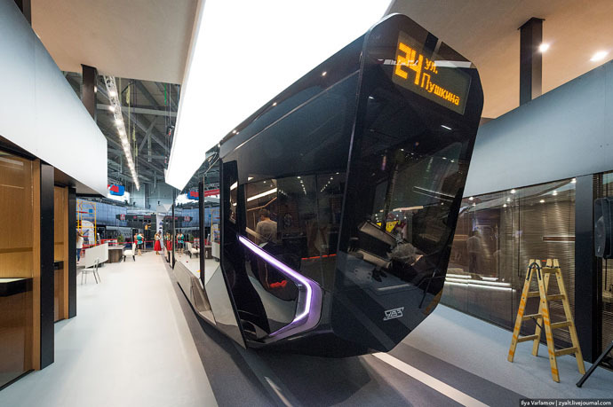 Futuristic new Russian streetcar revealed 5 06