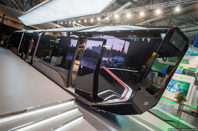 Futuristic new Russian streetcar revealed 2 07
