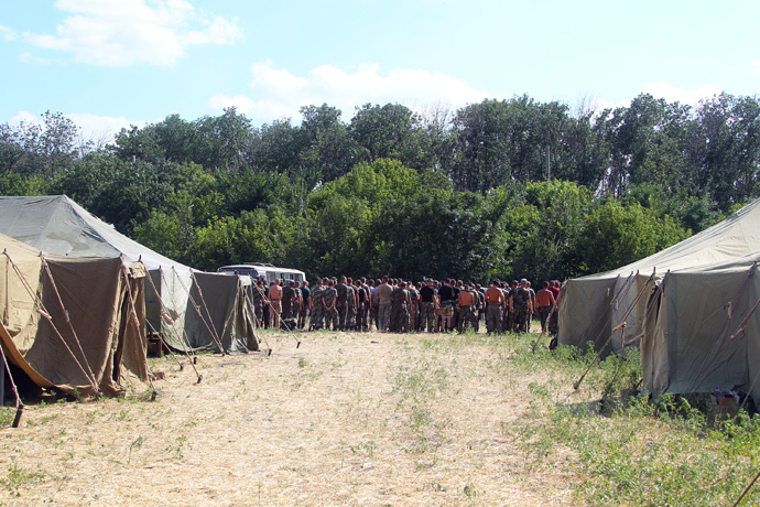 Over 400 Ukrainian troops cross into Russia for refuge 2 ukraine 1