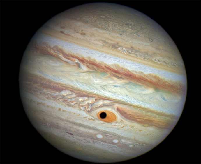Jupiter's 'one-eyed giant Cyclops' captured by Hubble 2 1