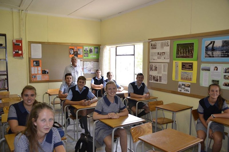 South Africa: Orania Schools Bursting at the Seams 16 g0VZPgh