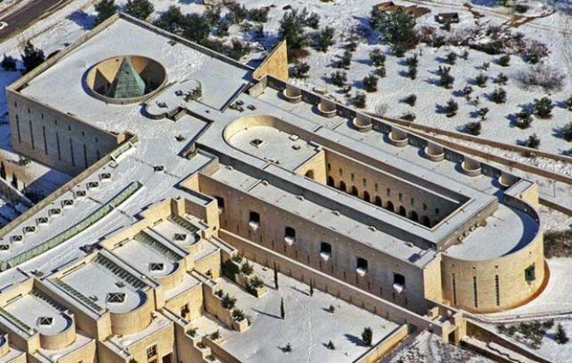 Britain Has Fallen: With Rishi Sunak, the WEF's 'Coup' Is Complete 3 israel pyramid