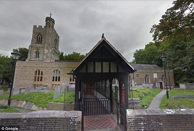UK Priest Caught Smoking Crack and Hankering for Prostitutes 2 4957669E00000578 5405323 image m 15 1518948192364