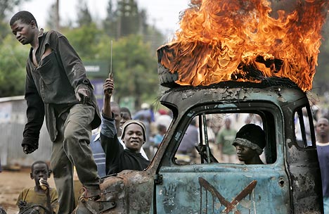 Stupid Behavior After Haiti Earthquake - Shocking Photo Gallery 42
