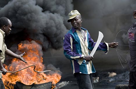 Stupid Behavior After Haiti Earthquake - Shocking Photo Gallery 38
