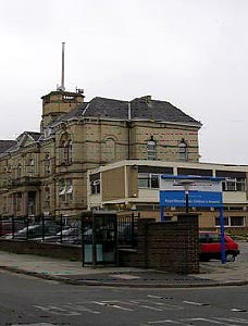 UK: Christian Man fired after argument with Muslim over crucifix 1 Royal Manchester Children's Hospital