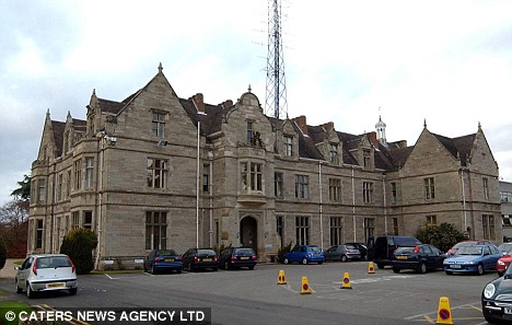 Fury as police force holds party for local gipsies to "improve relations" with travellers 1 article 1194932 05727AFC000005DC
