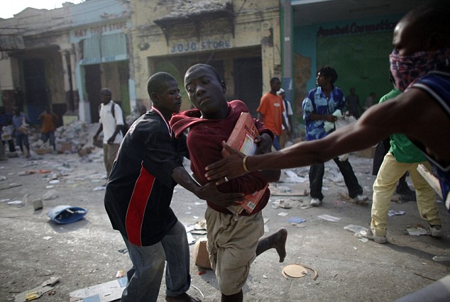 Stupid Behavior After Haiti Earthquake - Shocking Photo Gallery 19 article 0 07E3319D000005DC