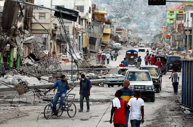 Stupid Behavior After Haiti Earthquake - Shocking Photo Gallery 20 article 0 07E33CF9000005DC