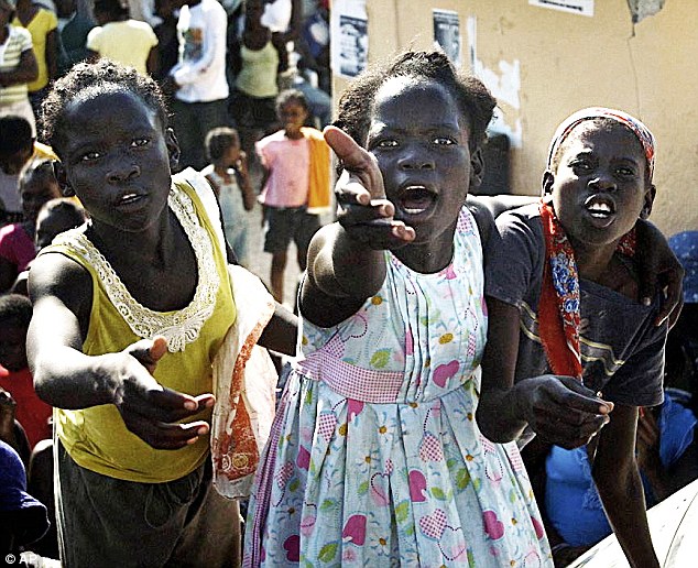 Stupid Behavior After Haiti Earthquake - Shocking Photo Gallery 45 article 1244034 07E69B6F000005DC
