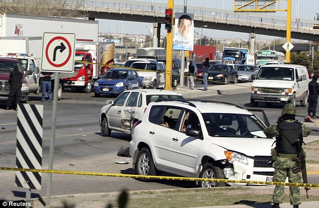 Three members of U.S. consulate in Mexico gunned down by drug cartel hit-squad 7 Ciudad Juarez shooting