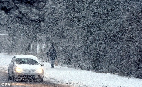 Global warming 'will give Britain longer, colder winters' as melting sea ice plays havoc with weather patterns 3 article 1341388 0C8F6D11000005DC