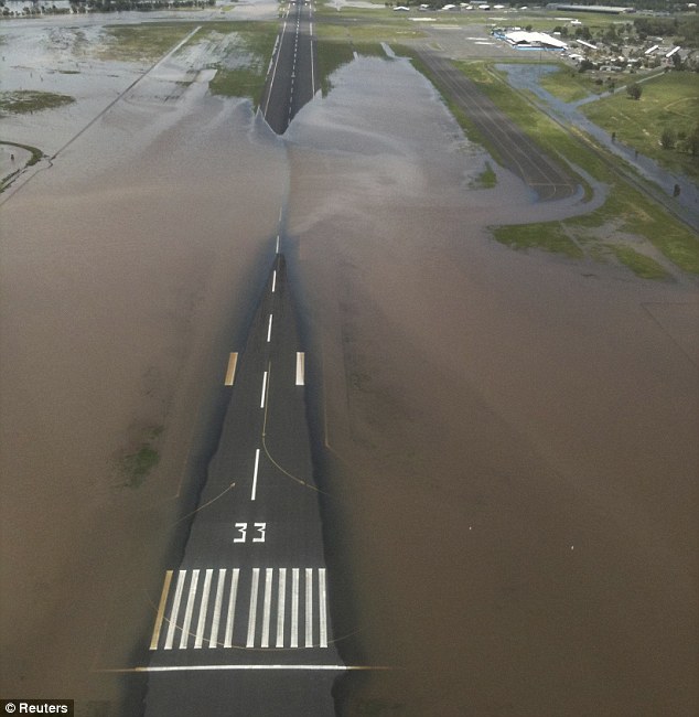 Australian floods reach 'biblical proportions' 5 article 1343034 0CA03C72000005DC
