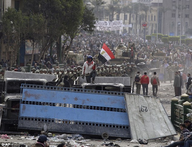 Obama intervenes? U.S. in talks with Egypt about Mubarak’s immediate resignation 9 article 1353344 0D07695B000005DC