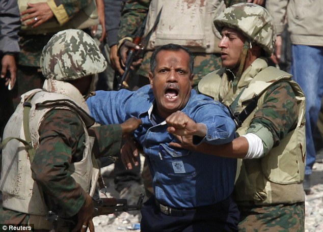Obama intervenes? U.S. in talks with Egypt about Mubarak’s immediate resignation 3 article 1353344 0D07B078000005DC
