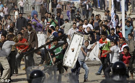 Obama administration approved $40billion in private arms sales to countries including Libya and Egypt 3 article 1365523 0D5C12A4000005DC