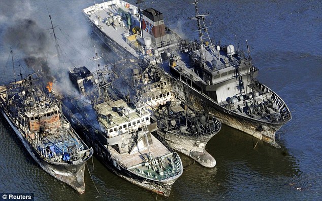 Japan earthquake and tsunami: 10,000 people missing in Minamisanriku 5 article 1365569 0B2572DC00000578