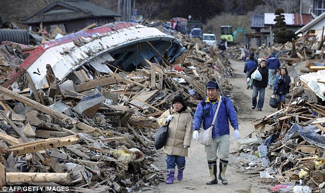 Japan earthquake and tsunami: 10,000 people missing in Minamisanriku 2 article 1365569 0B25D55700000578