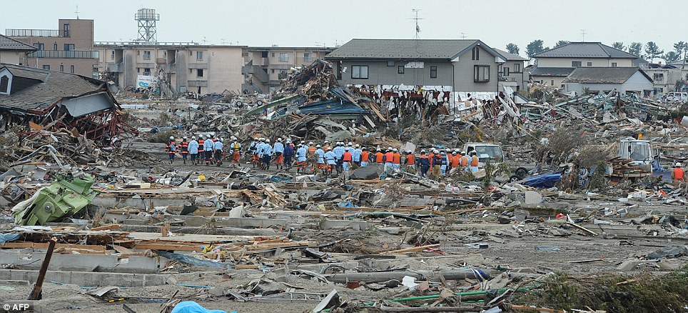 Japan tsumani and earthquake: America on nuclear accident radiation alert 3 article 1366308 0B2ACEEE00000578