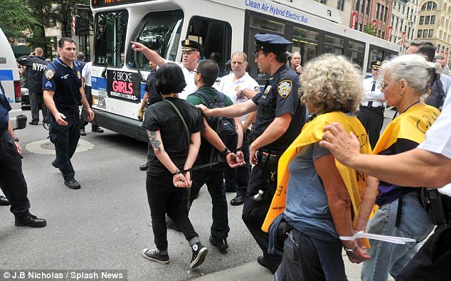 80 Arrested in Wall Street Protests 8 article 2041549 0E12785200000578