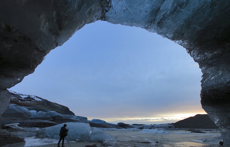Iceland's Stunning Tallest Volcano 4 article 0 0F42F7AC00000578