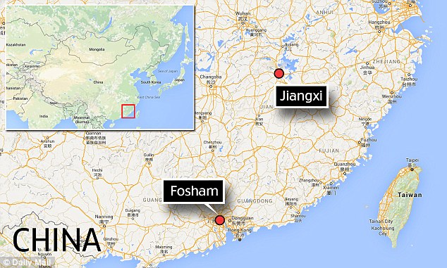 Thousands Shocked After Seeing Floating City in China's Skies 4 2D7C556E00000578 3276576 Residents of Jiangxi and Foshan in China both claim they saw the a 3 1445104698638