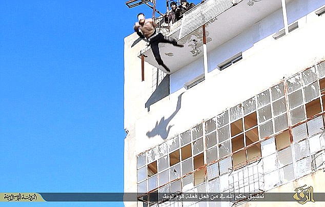 Arrogant Hillary Laughs When Trump Says Gays Thrown Off Buildings During Debate 4 2EFB6F7400000578 0 image a 3 1449045132399