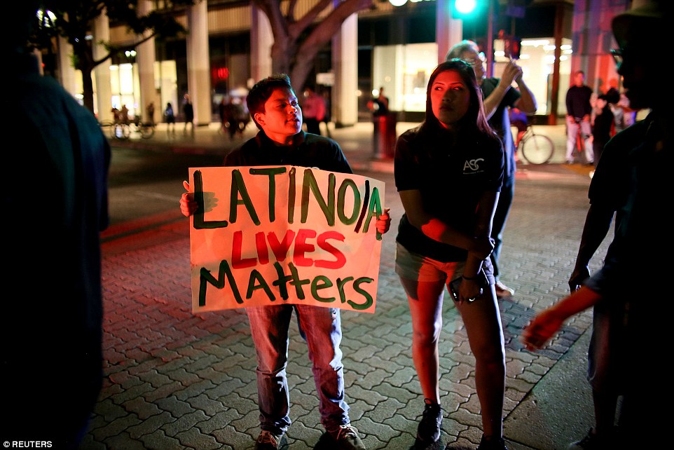 Riots Getting out of Control, They are now shouting "Kill Trump" 46 Sure they do! In Mexico! :)