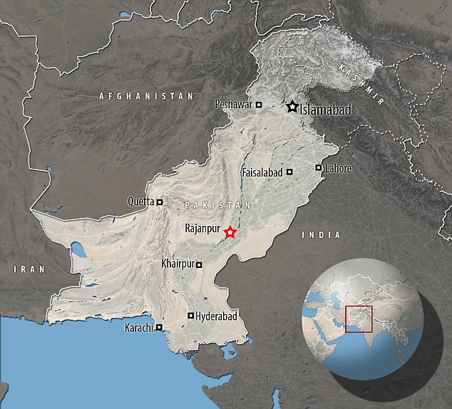 19yo girl sentenced to death in Pakistan for being raped at gunpoint 2 40F0A3EF00000578 4555734 image a 156 1496161063020