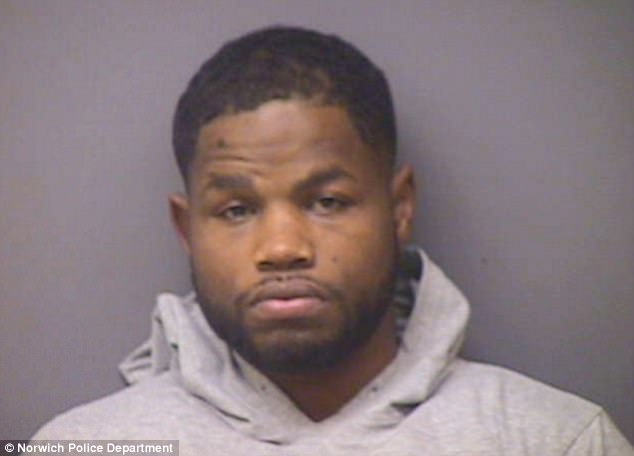 FBI Rescues 84 Children from sex trafficking Black Gang of 120 5 45809C7100000578 4998080 image a 16 1508448418322